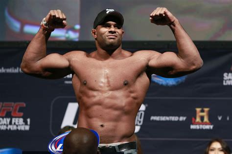 Alistair Overeem announces that he re-signed with the UFC - MMA Fighting