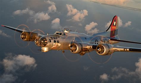 B-17 Flying Fortress visiting Eugene Airport this weekend | KVAL