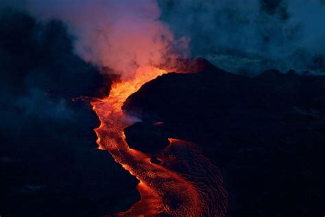 Volcanologists just ranked the most threatening volcanoes in the US ...