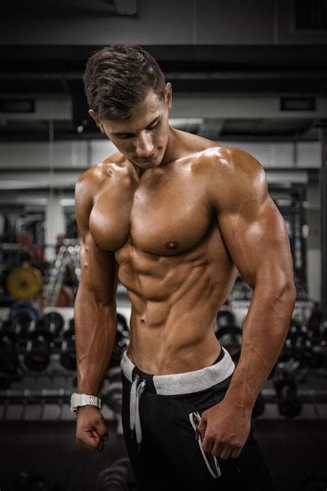 Pin by riaan jansen van rensburg on Gym Hunks | Mens fitness, Handsome men, Professional pictures