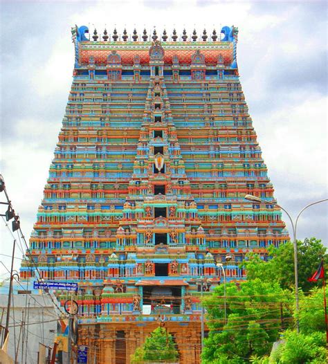 SriRangam Temple, Raja Gopuram : r/HinduTemplesRock