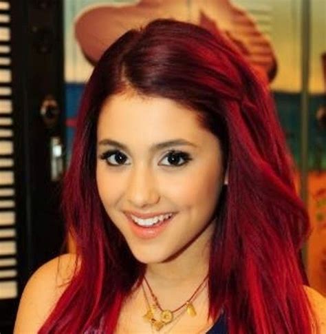 Ariana Grande Best Smile Collections | all about photo