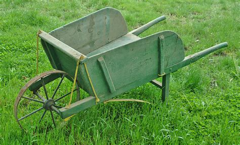 Vintage Wheelbarrow | Collectors Weekly