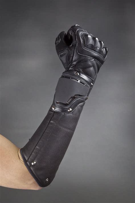 Ridgeback Armored Gauntlets | Tactical armor, Leather armor, Tactical ...