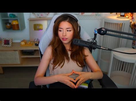 Pokimane calls out viewers who criticized her for wearing "way too much makeup"