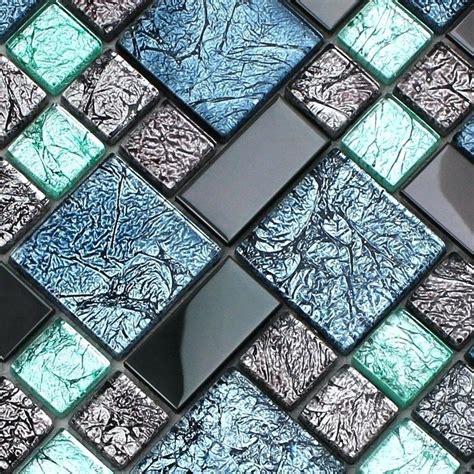 Aggregate 83+ glass tiles for wall decoration super hot - seven.edu.vn