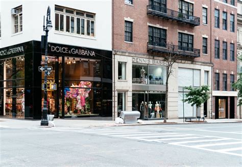 The 12 Best Places To Go Shopping in New York | CuddlyNest