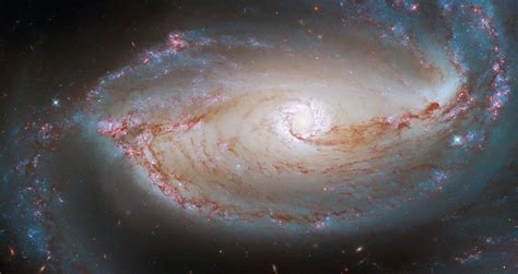 Hubble shows the heart of a barred spiral galaxy