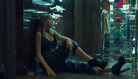 All Taylor Swift's Looks In The "End Game" Video Prove The "New Taylor ...