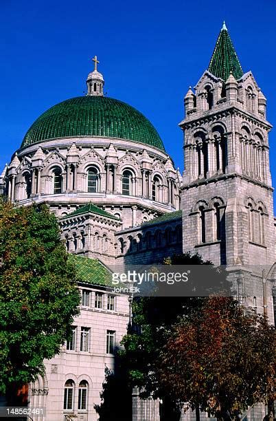 Cathedral Basilica Of St Louis Photos and Premium High Res Pictures ...