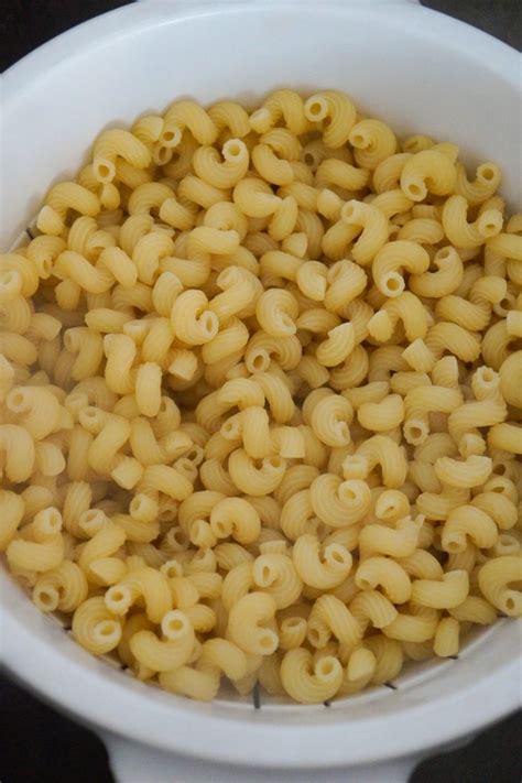 Cheesy Bacon Cavatappi Pasta - THIS IS NOT DIET FOOD