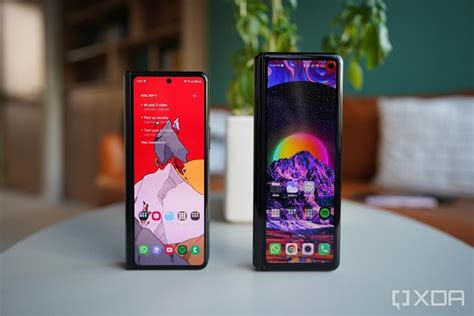 Samsung Galaxy Z Fold 3 vs Xiaomi Mi Mix Fold: Review & Comparison