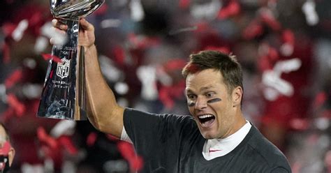 NFL: Tom Brady wins 5th Super Bowl MVP award with vintage performance - The Mainichi