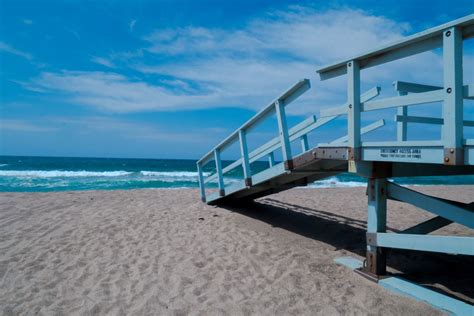 Zuma Beach, California | Smithsonian Photo Contest | Smithsonian Magazine