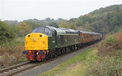 Class 33 and 40 locomotives join Severn Valley Railway Spring Diesel ...