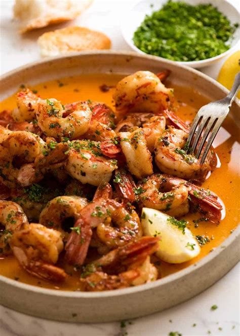 Garlic Prawns (Shrimp) - Yummy Recipe