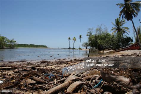 Heat Wave In Amazon Brazil High-Res Stock Photo - Getty Images