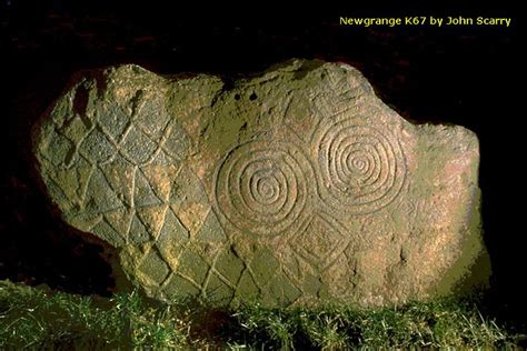 Newgrange K67 Old Symbols, Sacred Symbols, Newgrange Ireland, Alexandre Le Grand, Cave Paintings ...