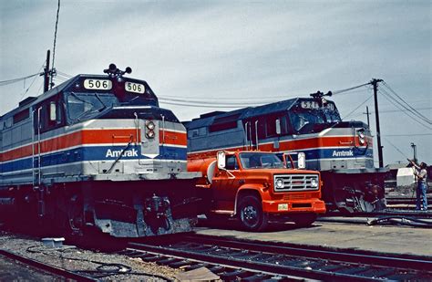 "SDP40F": Amtrak's First New Road Power