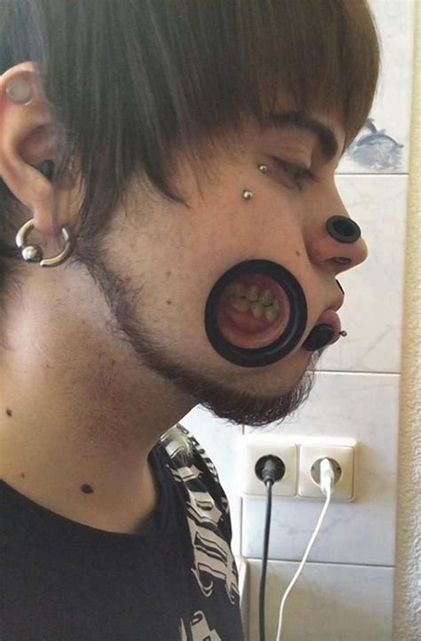 Extreme Piercing Taken To A W-HOLE New Level (PHOTOS) | HuffPost Weird News