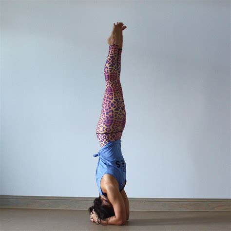 Headstand |Sirsasana - Inspire Yoga