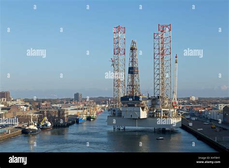 Port ijmuiden hi-res stock photography and images - Alamy