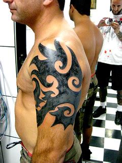 Tatuagem tribal arm tattoo | www.micaeltattoo.com.br micaelt… | Flickr