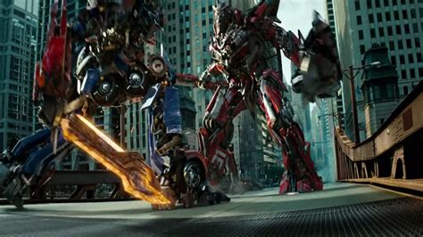 Sentinel Prime Vs Optimus Prime