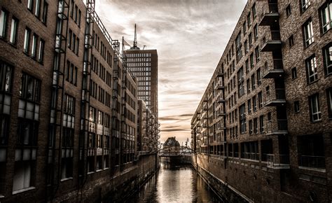 Speicherstadt Hamburg by Meduana on DeviantArt