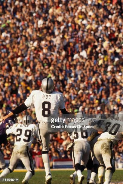 529 Super Bowl 1977 Photos & High Res Pictures - Getty Images