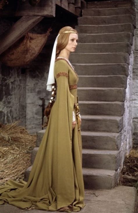 Francesca Annis | Medieval dress, Historical dresses, Medieval clothing