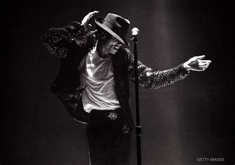 Michael Jackson Performance - Michael Jackson Official Site