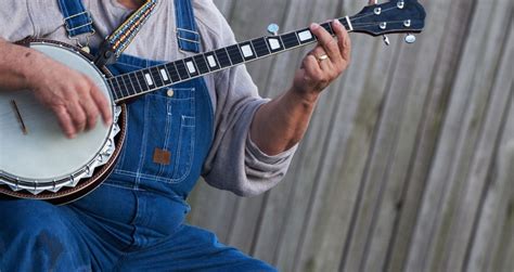 40 Facts About the History of the Banjo (From Africa to Appalachia)