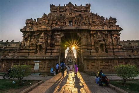 Rajarajeswara temple gopuram,Tanjore, Tamil Nadu | Hindu temple, Sacred ...