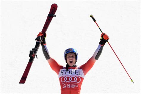 Marco Odermatt earns a third straight World Cup overall title with a 10th giant slalom win in a row