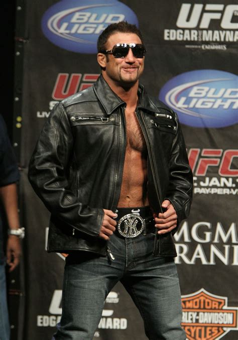 UFC®125: Weigh In Photo Gallery | UFC ® - Media