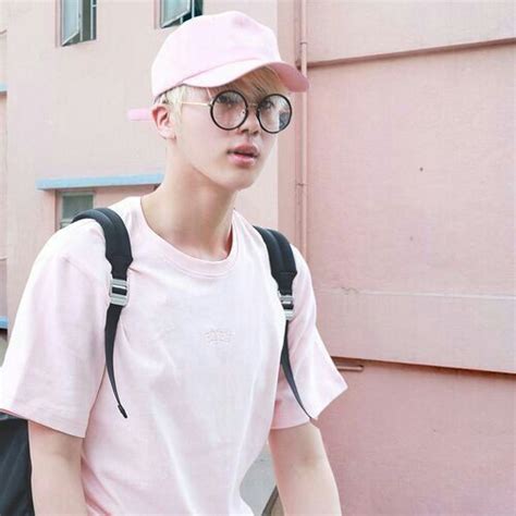 BTS in pink outfits!🌸 APPRECIATION | ARMY's Amino