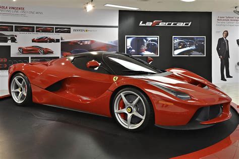 Fernando Alonso drives LaFerrari: video | evo