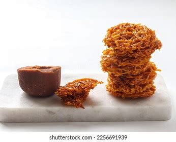 Kue Cakar Ayam Chicken Claw Cake Stock Photo 2256691939 | Shutterstock