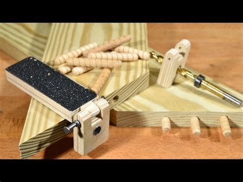 Super Simple DIY Doweling Jig : BeginnerWoodWorking