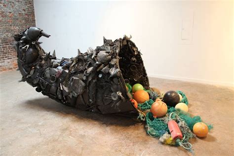 13 Artists Who Turned Ocean Trash Into Amazing Art | Amazing art, Trash art, Oceans of the world