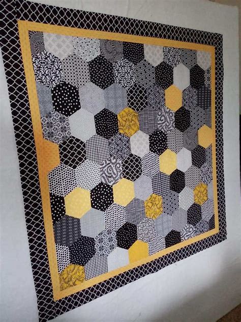 Large hexagon quilt pattern and tutorial – Artofit