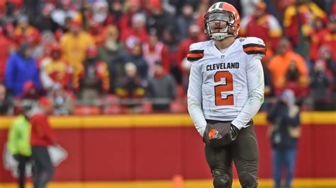 Johnny Manziel fined for missing treatment, will meet with Browns ...