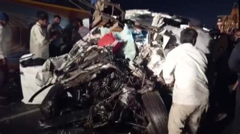 9 dead, several injured in SUV-bus collision in Gujarat's Navsari | Latest News India ...