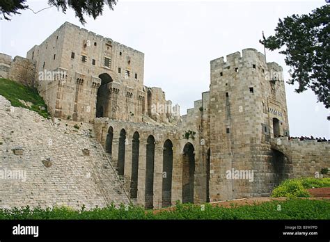 Syria - Citadel of Aleppo Stock Photo - Alamy