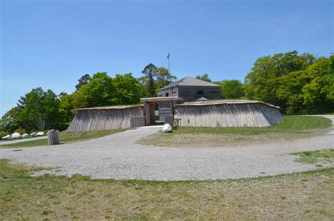 Fort Holmes, Mackinac Island - Travel the Mitten