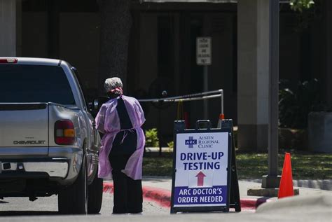 Texas coronavirus positivity rate exceeds “warning flag” | The Texas ...