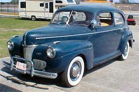 1941 Ford 2DR Sedan