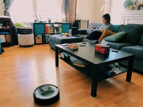 Review: Pros and Cons of the Shark Ion Robot Vacuum | Mint & Heritage