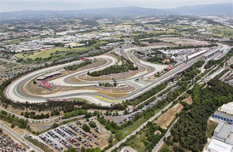 Barcelona, unique race track for 2017 F1 winter testing | FormulaRapida.net